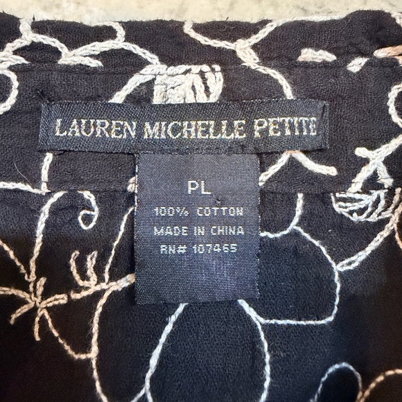 Lauren Michelle Petite Large Black Embroidered Floral Button Front Blouse - Picture 4 of 9
